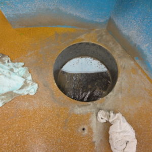 A image of 某食品工場内にて排水管修復工事に伴う大口径にて配管上床貫通工事